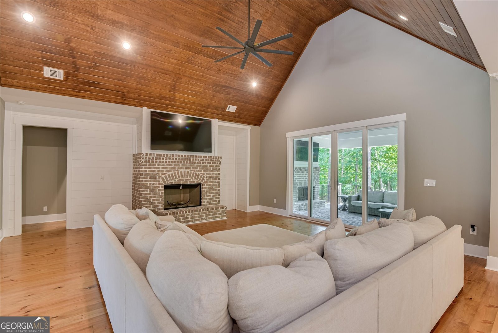 1199 Pawnee Drive Lincolnton - 17