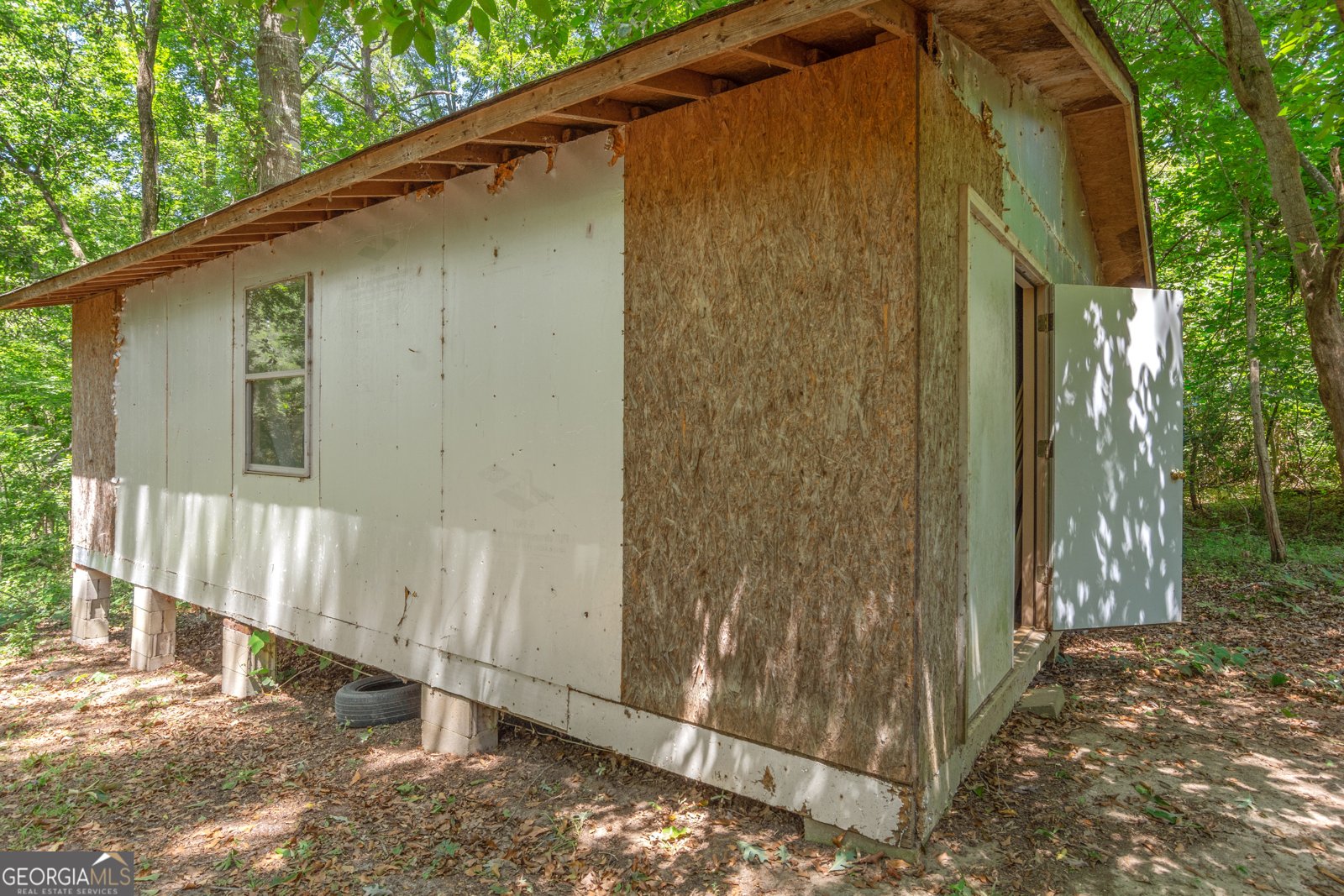 195 Lake Drive Sandersville - 34