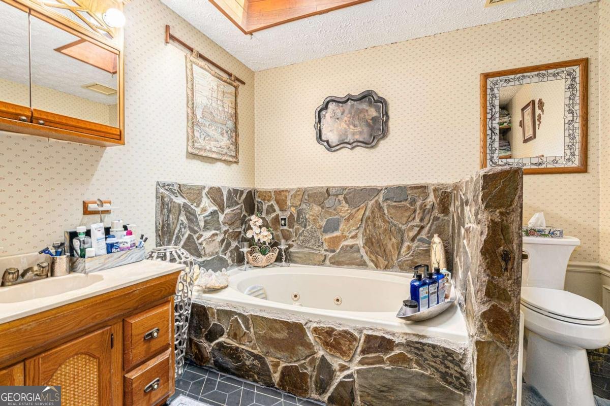 784 Rowe Road Senoia - 24