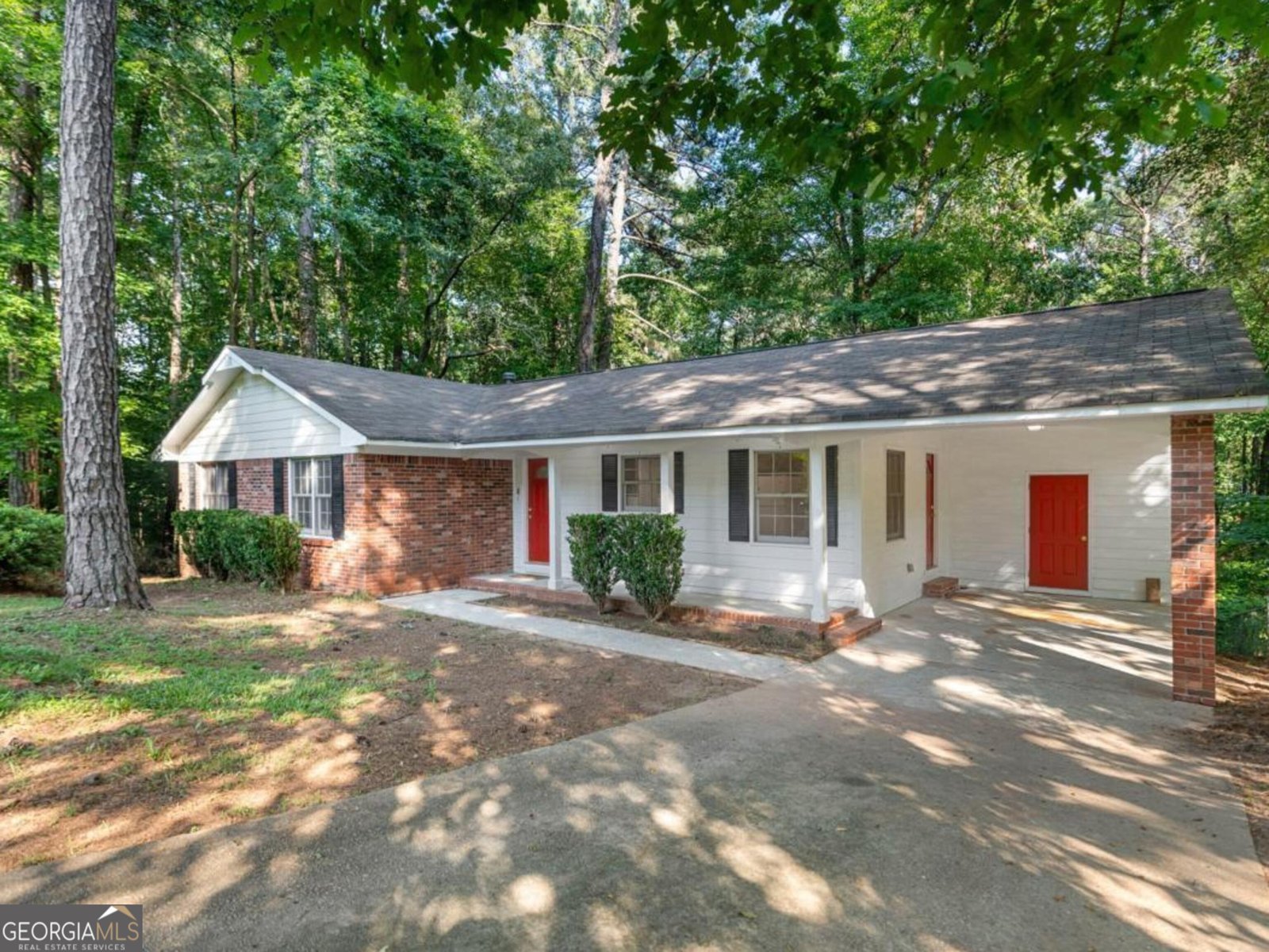260 Pinehurst Drive Stockbridge - 1