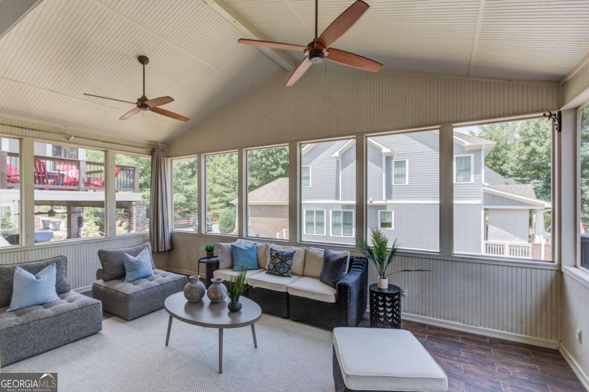 260 Peachtree Street Norcross - 20