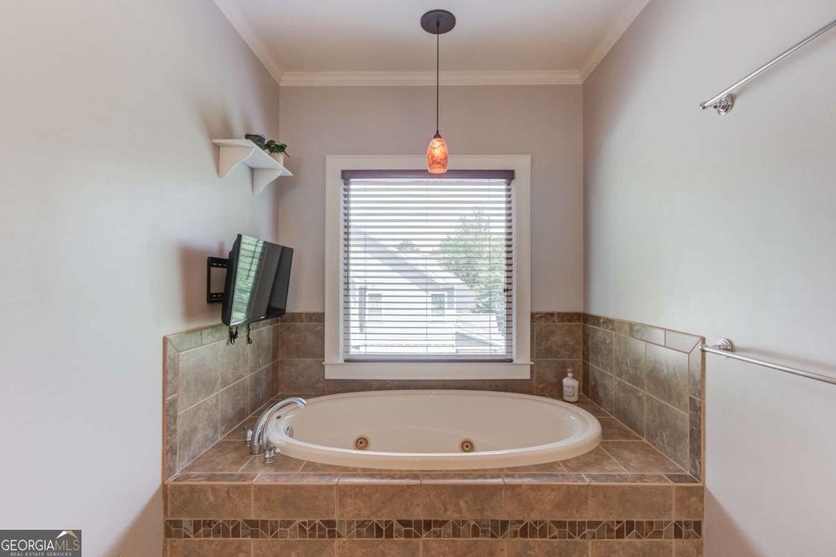 260 Peachtree Street Norcross - 33