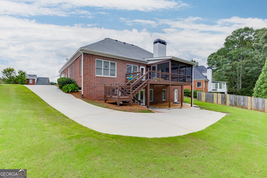 995 Lewis Ridge Circle Lawrenceville - 4
