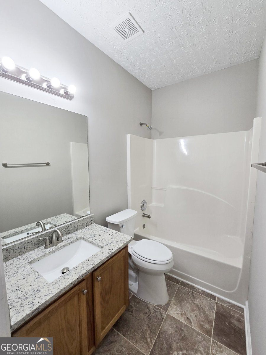 537 Goldfinch Way Stockbridge - 10