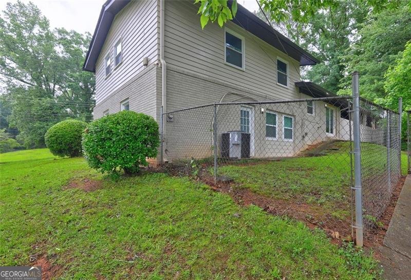 1675 BOULDERCLIFF Atlanta - 26