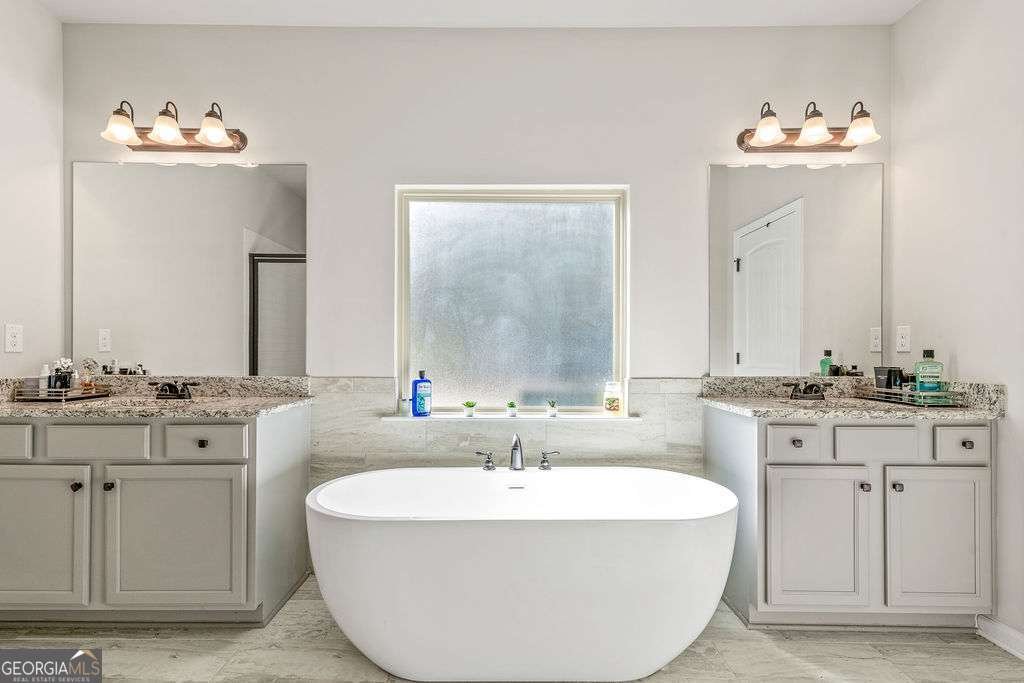 125 Atkins Lane Fayetteville - 23