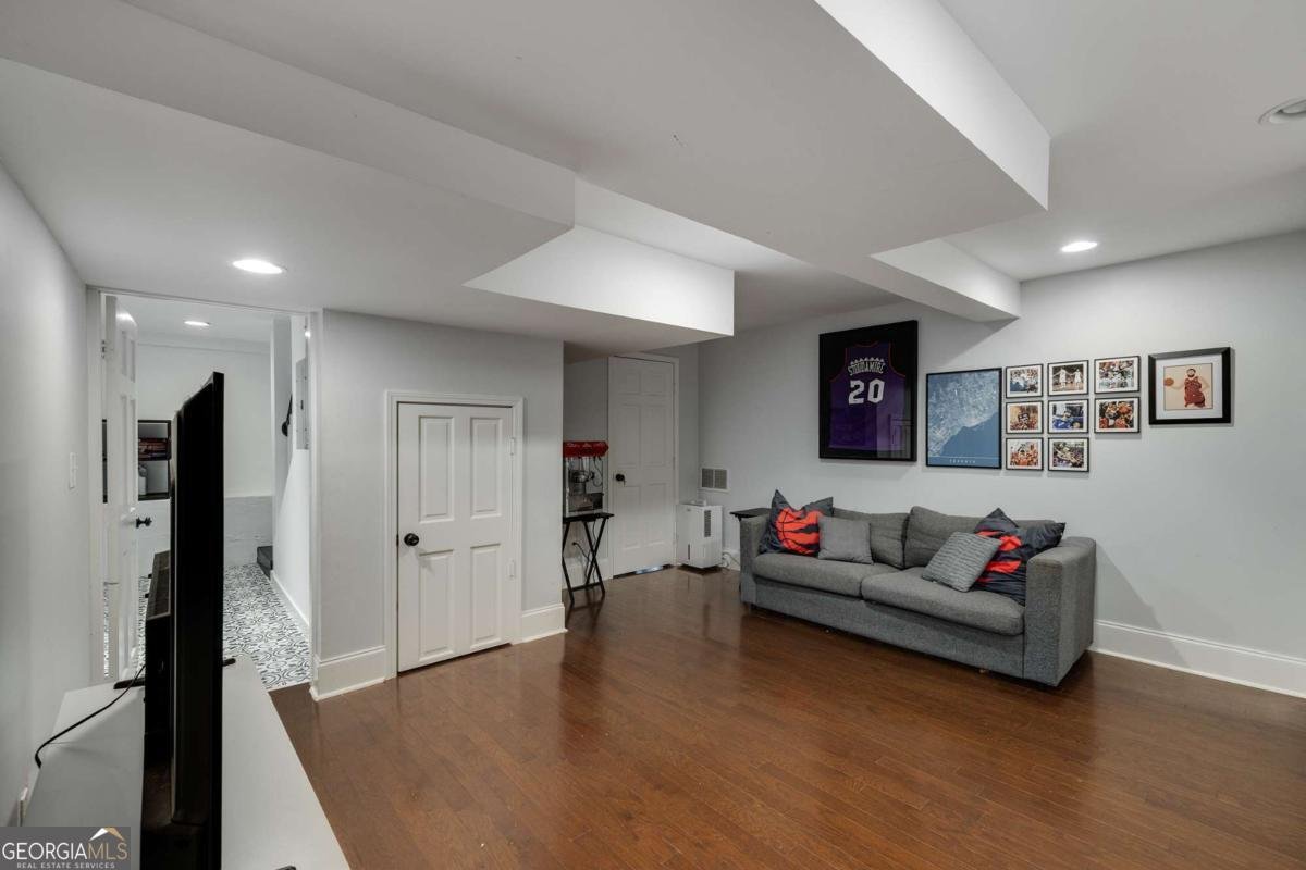 311 Glendale Avenue Decatur - 38