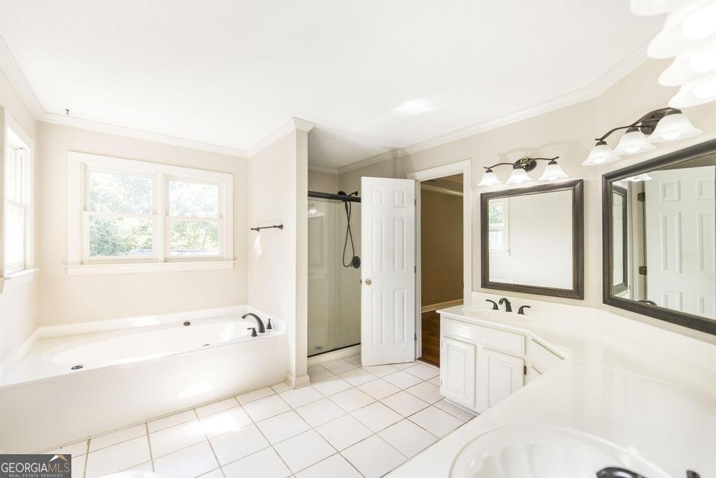 108 Clarendon Court Macon - 27