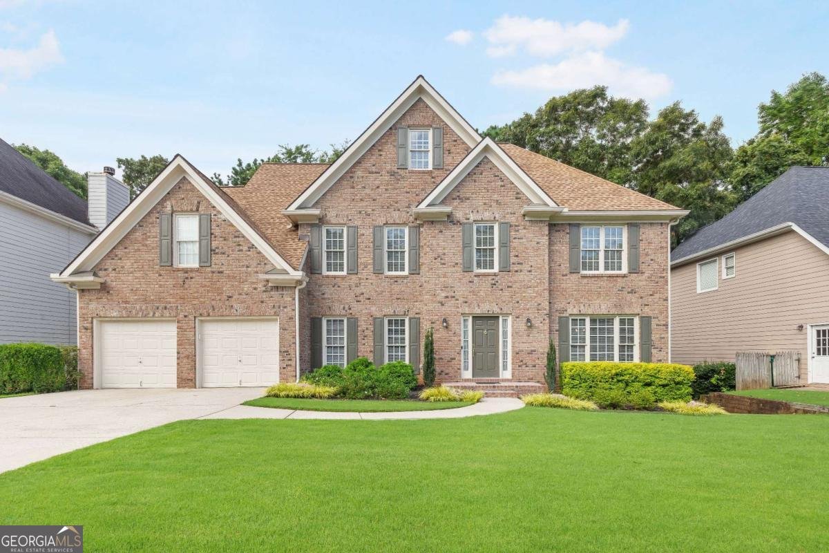 8073 RIDGE Valley Woodstock - 1