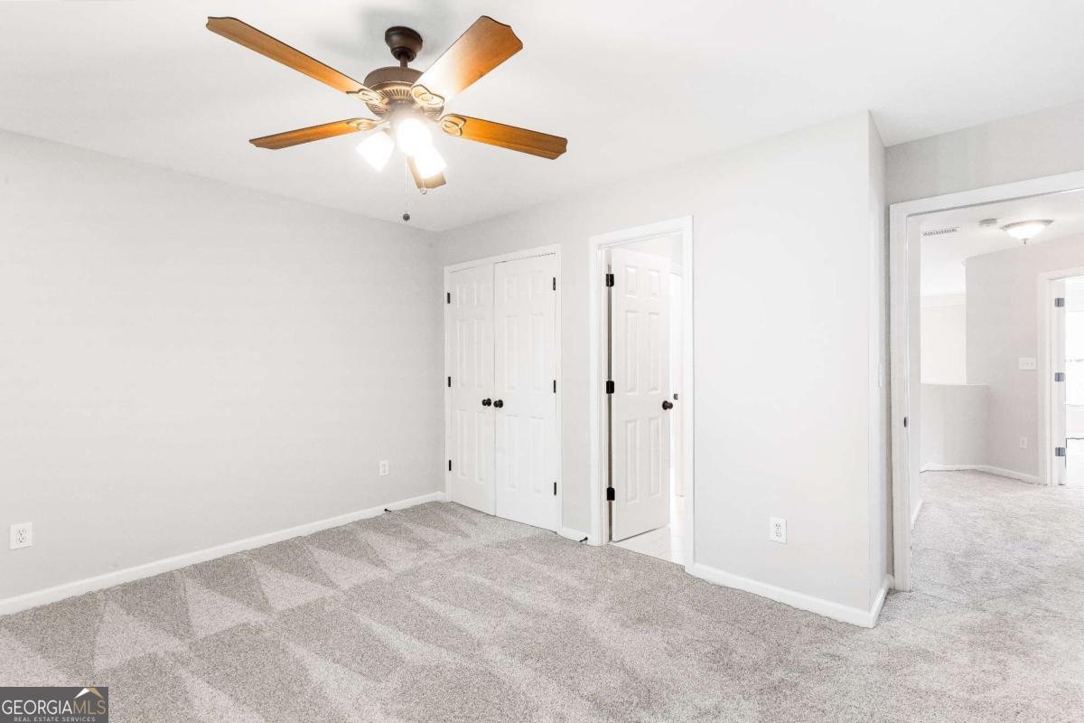 8073 RIDGE Valley Woodstock - 20