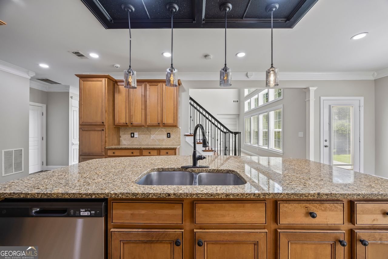 3843 DRAGON FLY Lane Loganville - 16