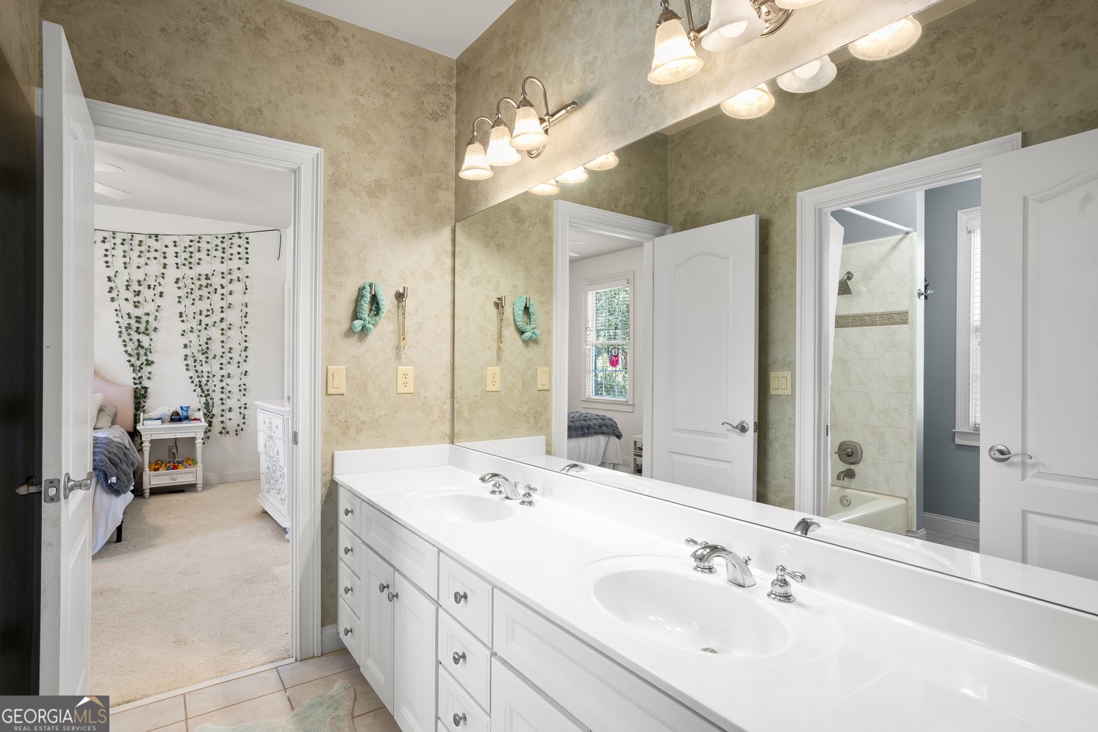 4759 Highland Point Drive Auburn - 22