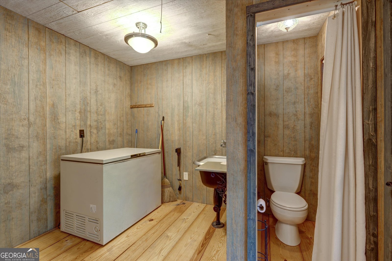 424 Hampton Road Hampton - 24