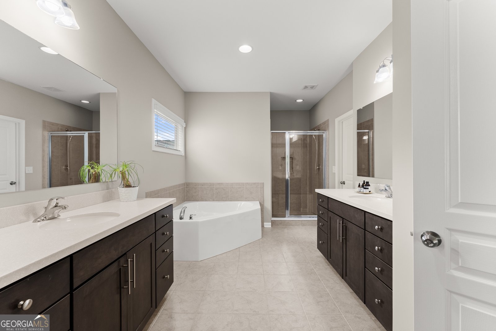 2235 Woodmarsh Circle Auburn - 22