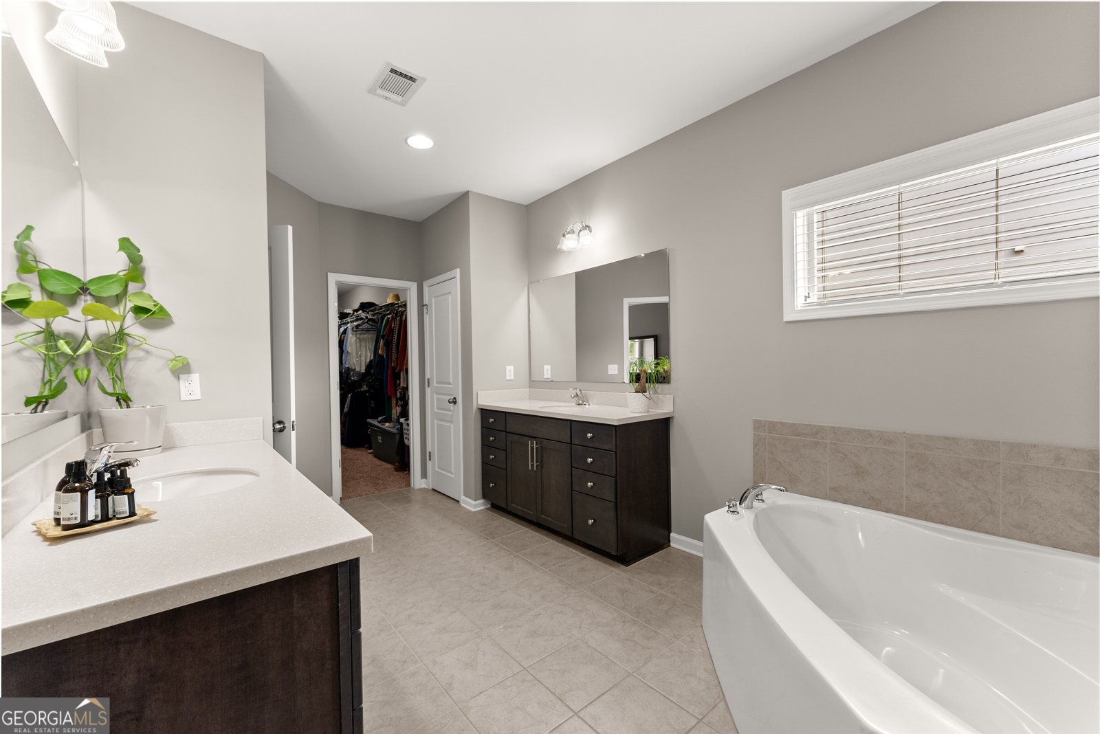 2235 Woodmarsh Circle Auburn - 23