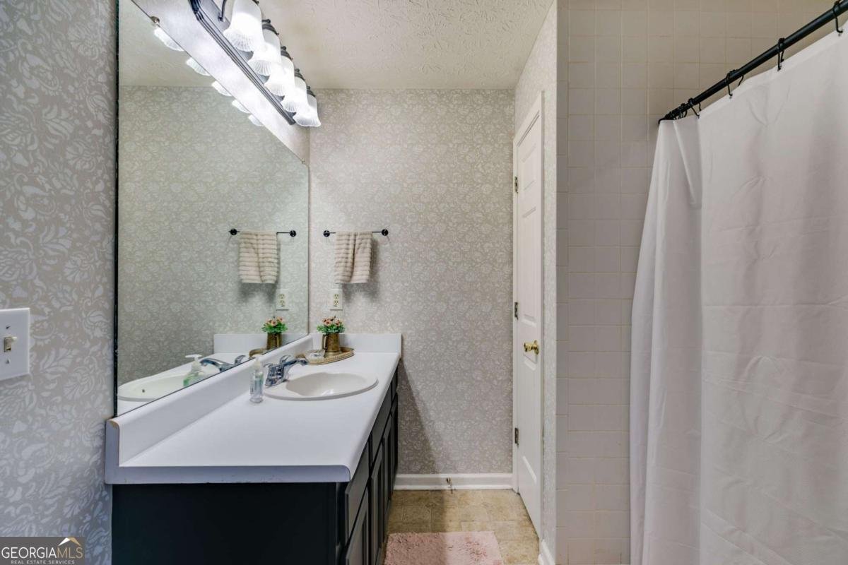 155 New Hope Drive Dallas - 23
