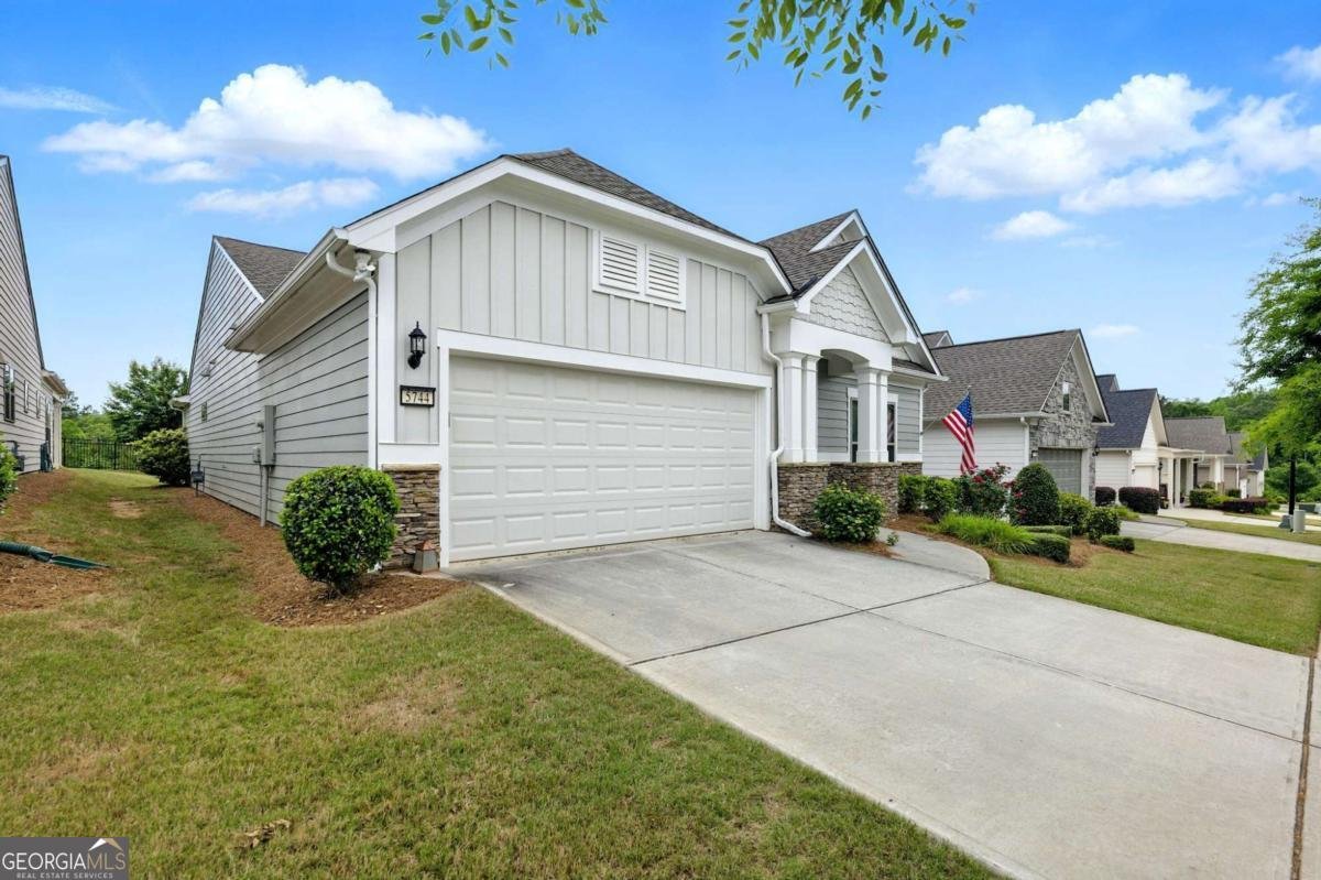 5744 Cypress Bluff Lane Hoschton - 35