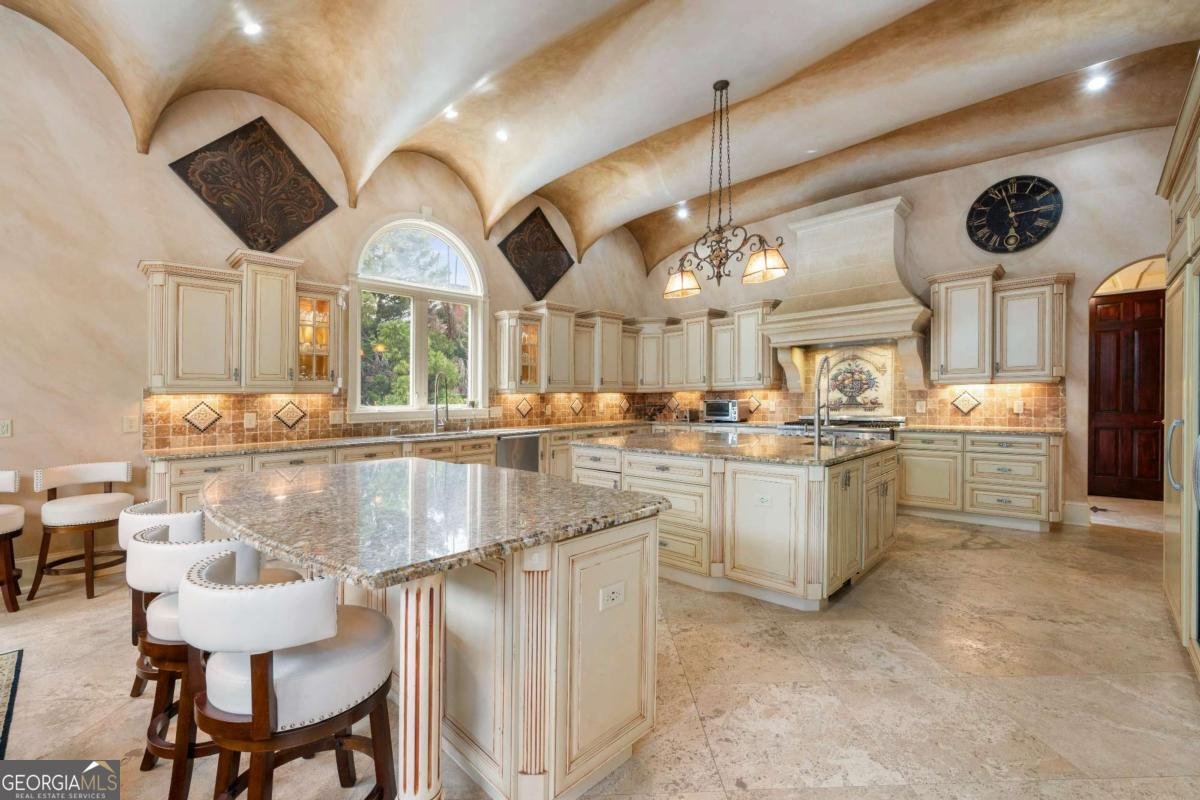 720 Heards Ferry Road Sandy Springs - 23