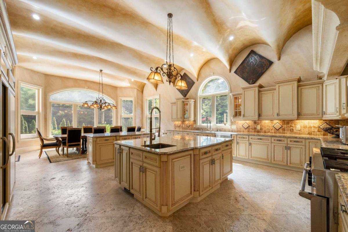 720 Heards Ferry Road Sandy Springs - 27