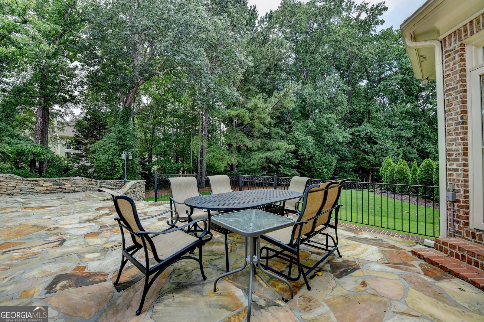 8230 Royal Melbourne Way Duluth - 13