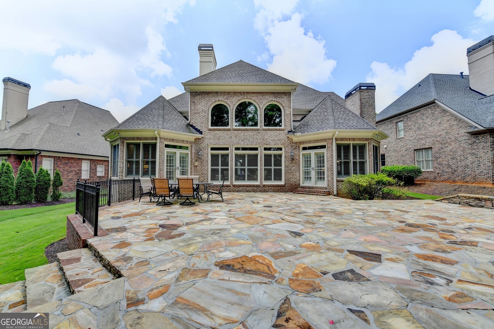 8230 Royal Melbourne Way Duluth - 16