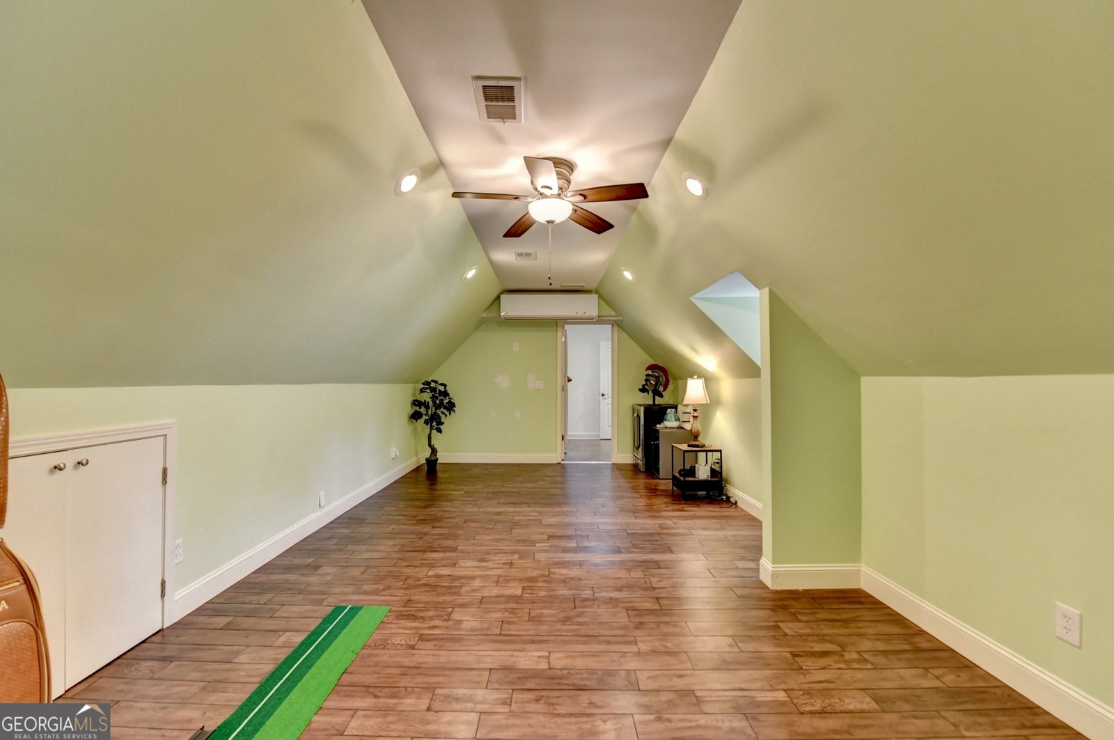 8230 Royal Melbourne Way Duluth - 9