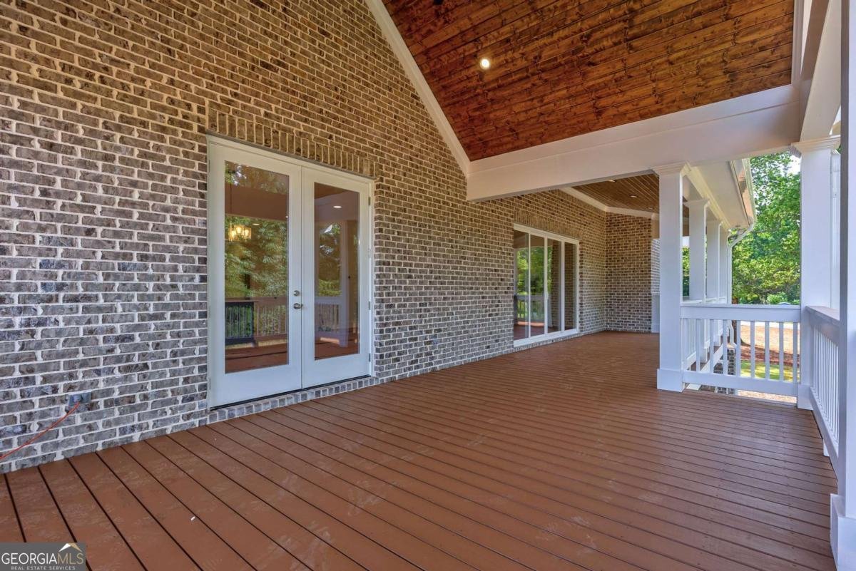 1147 Malcom Estates Point Bogart - 35