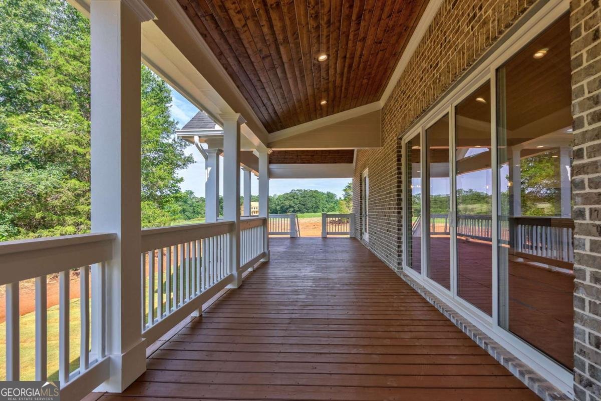 1147 Malcom Estates Point Bogart - 38