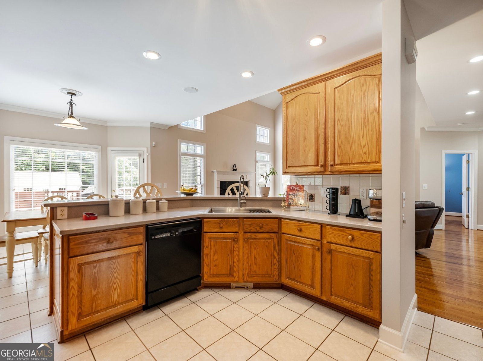164 Woodland Terrace Jefferson - 2