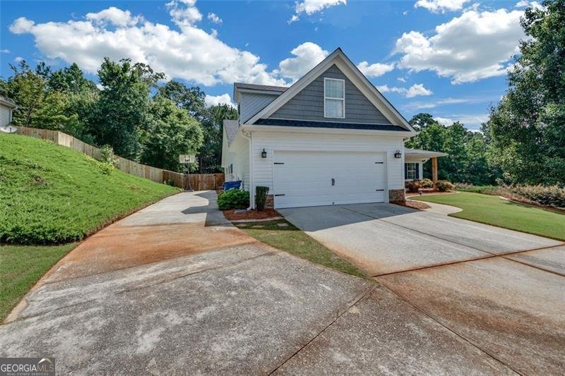 5105 ASHLEY FALLS Court Loganville - 31