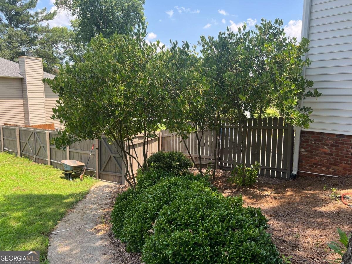 1725 Spindle Top Court Lilburn - 15