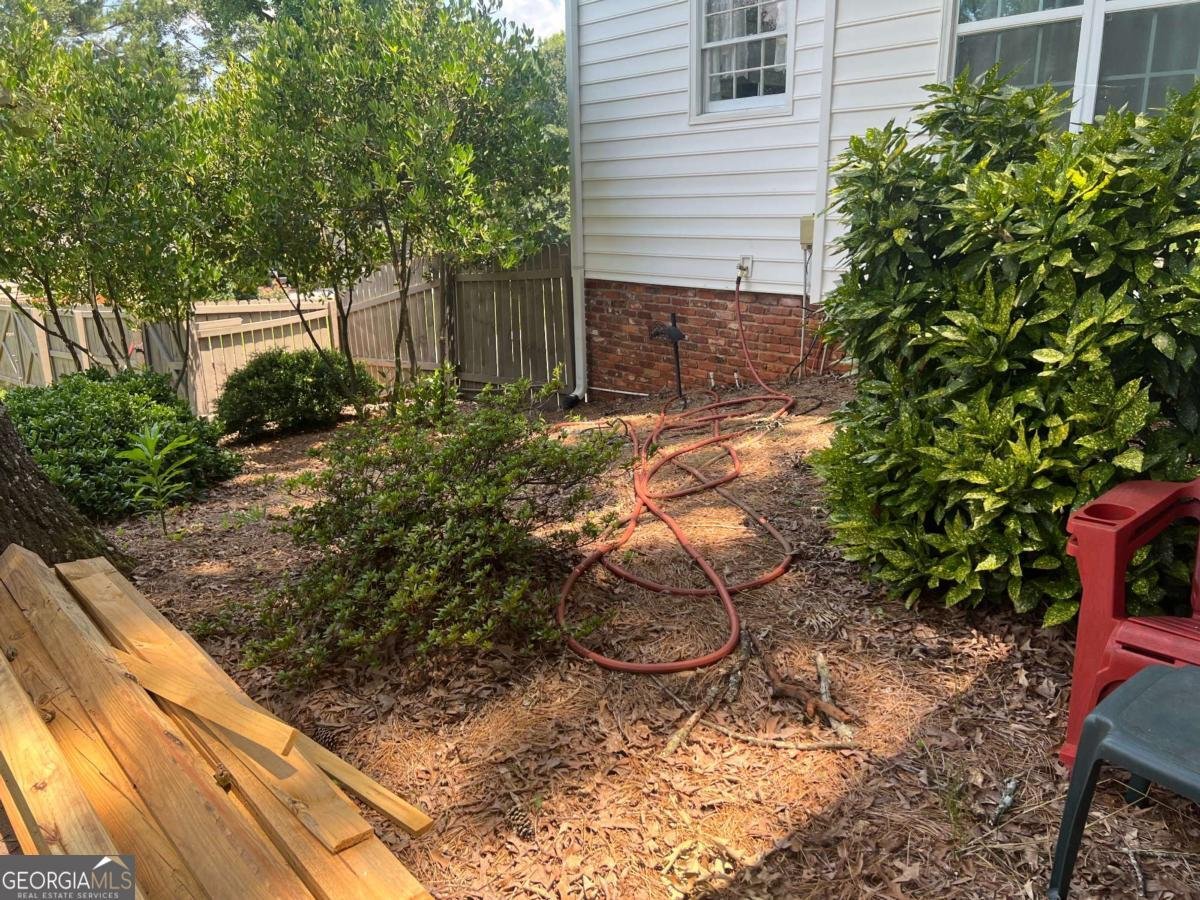 1725 Spindle Top Court Lilburn - 16