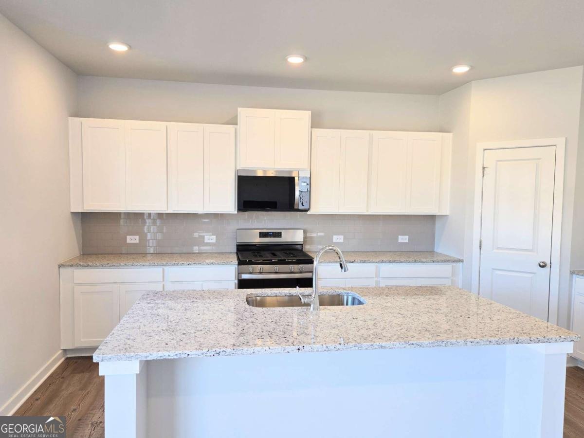 2539 Brown Dove Way Grayson - 2