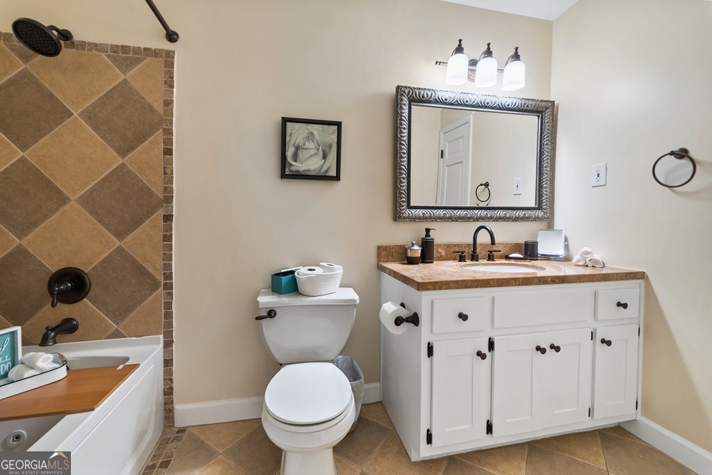 195 PINE TRAIL Road Fayetteville - 15