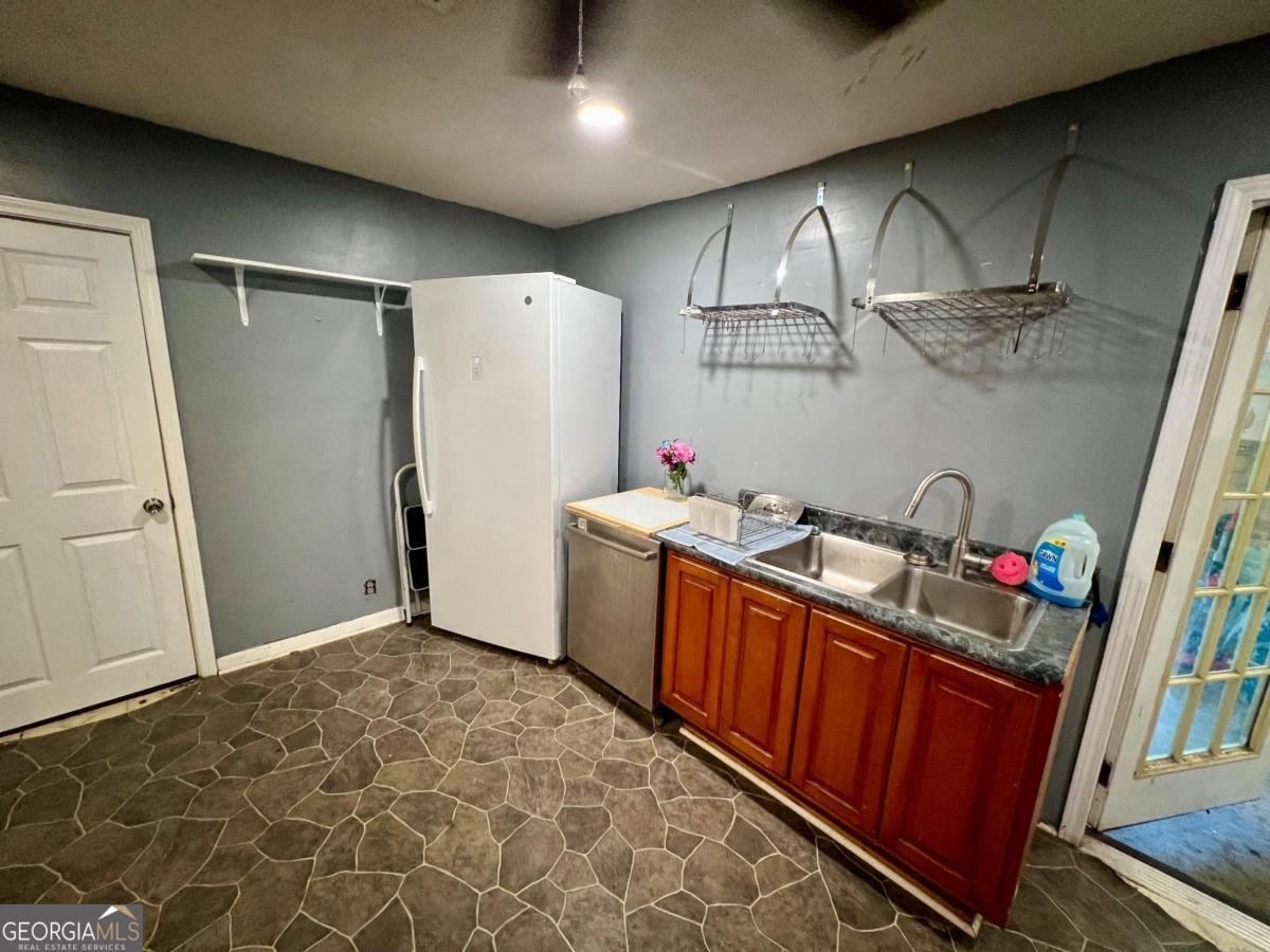 1482 Whitfield Street Smyrna - 11