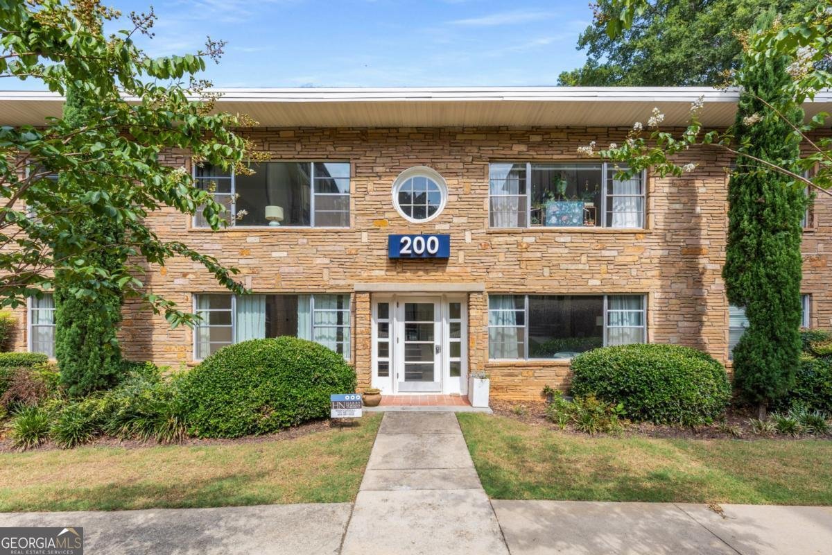 2240 Cheshire Bridge Road Atlanta - 1