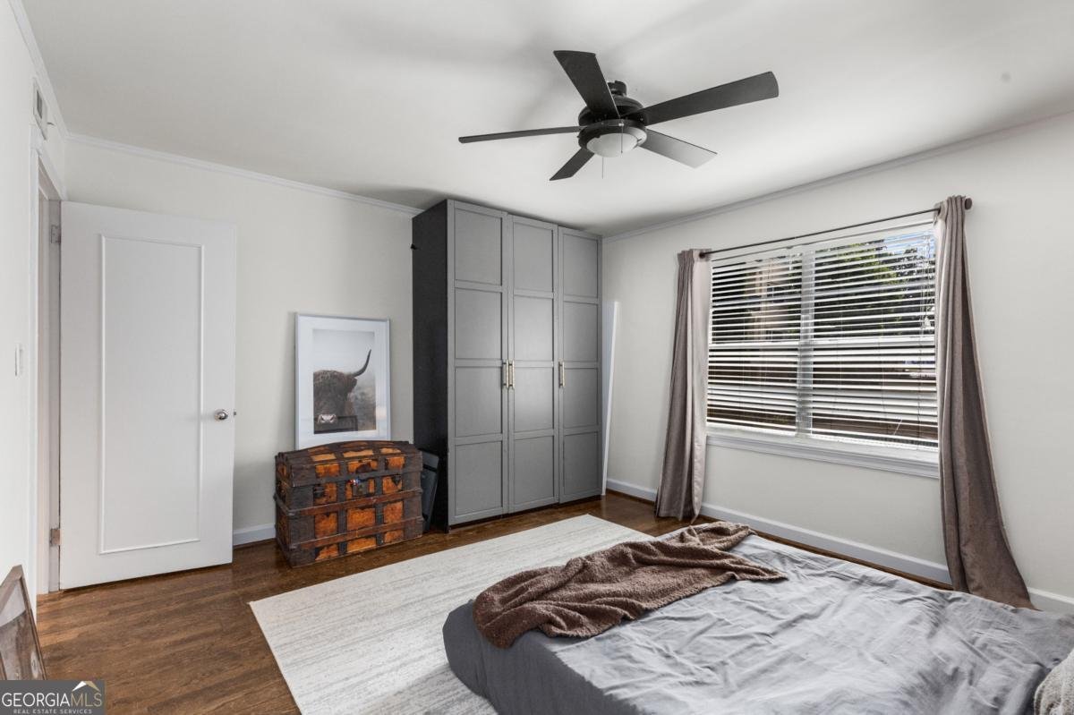 2240 Cheshire Bridge Road Atlanta - 24