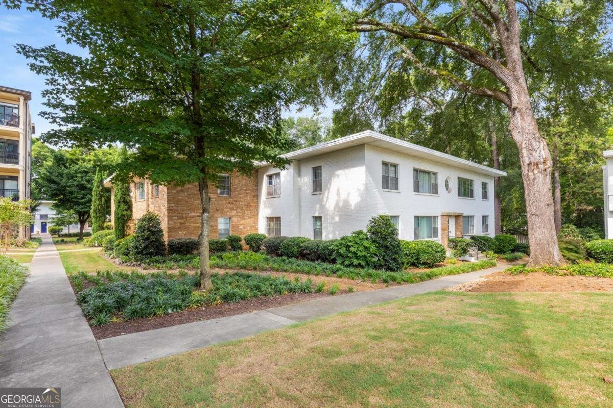2240 Cheshire Bridge Road Atlanta - 30