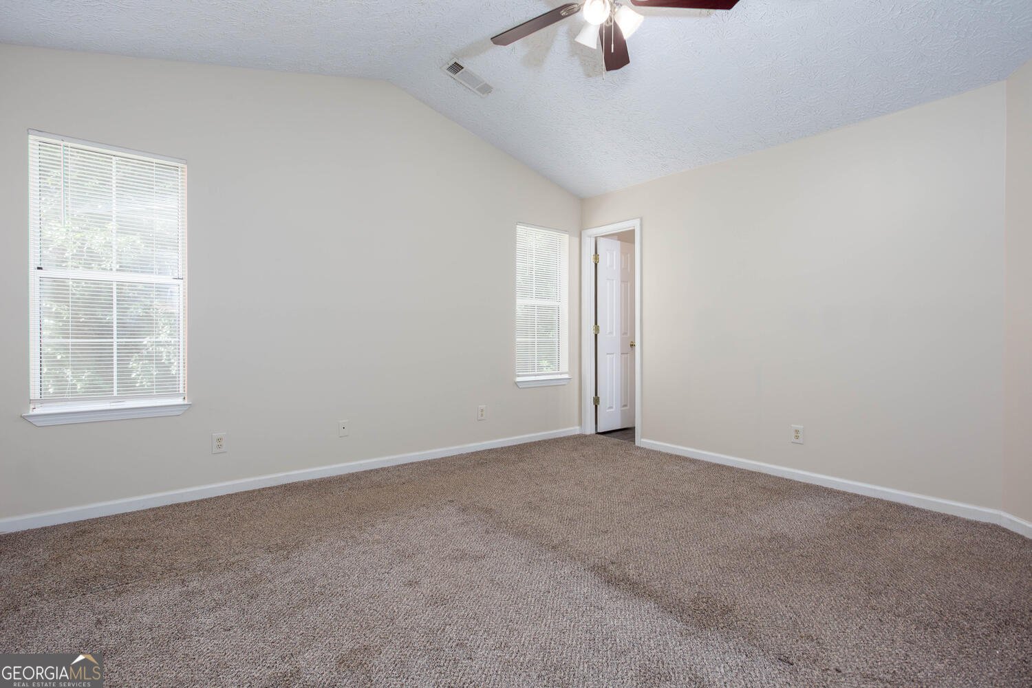 1049 Braddock Circle Woodstock - 10
