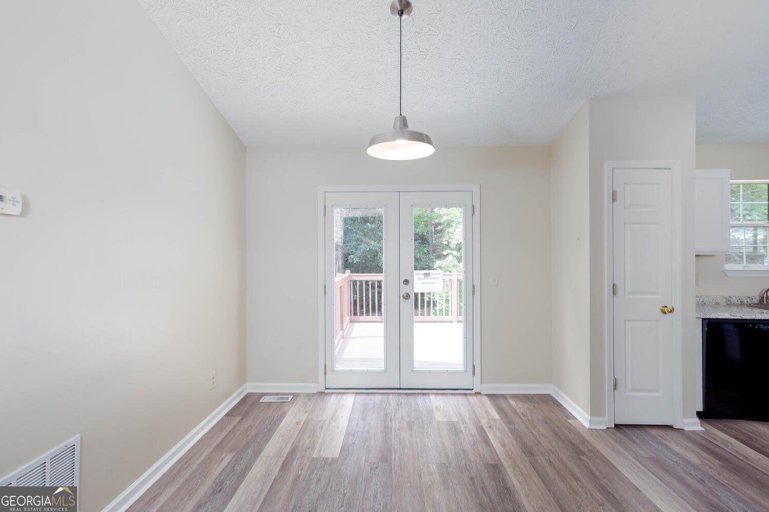 1049 Braddock Circle Woodstock - 5