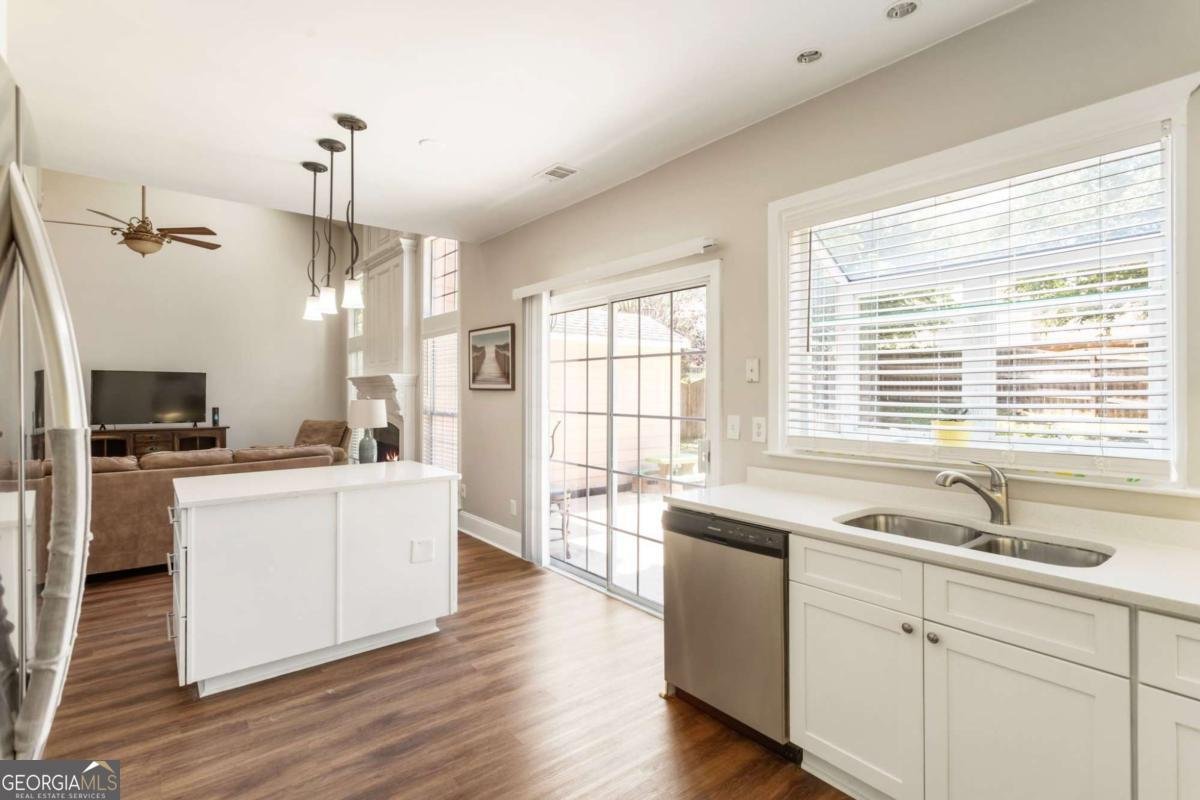 424 Citronelle Drive Woodstock - 19
