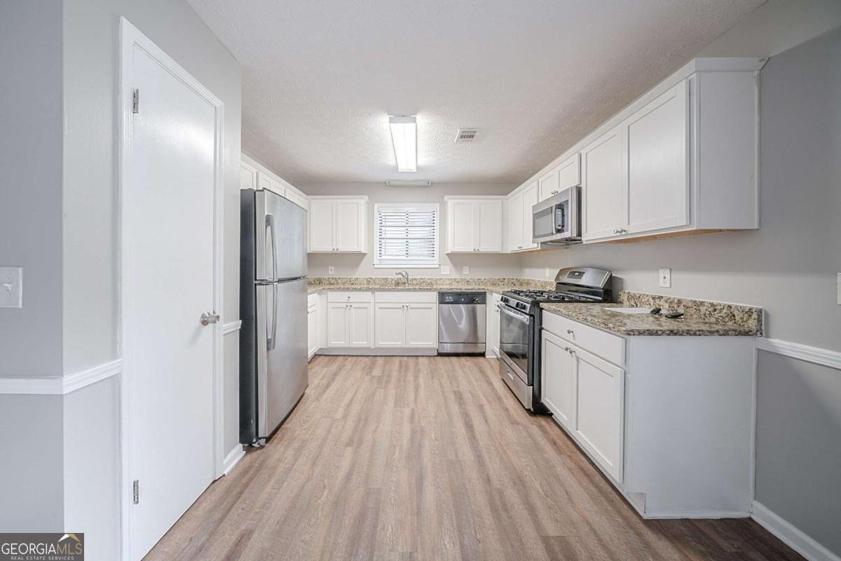 446 Jaywood Drive Stone Mountain - 2