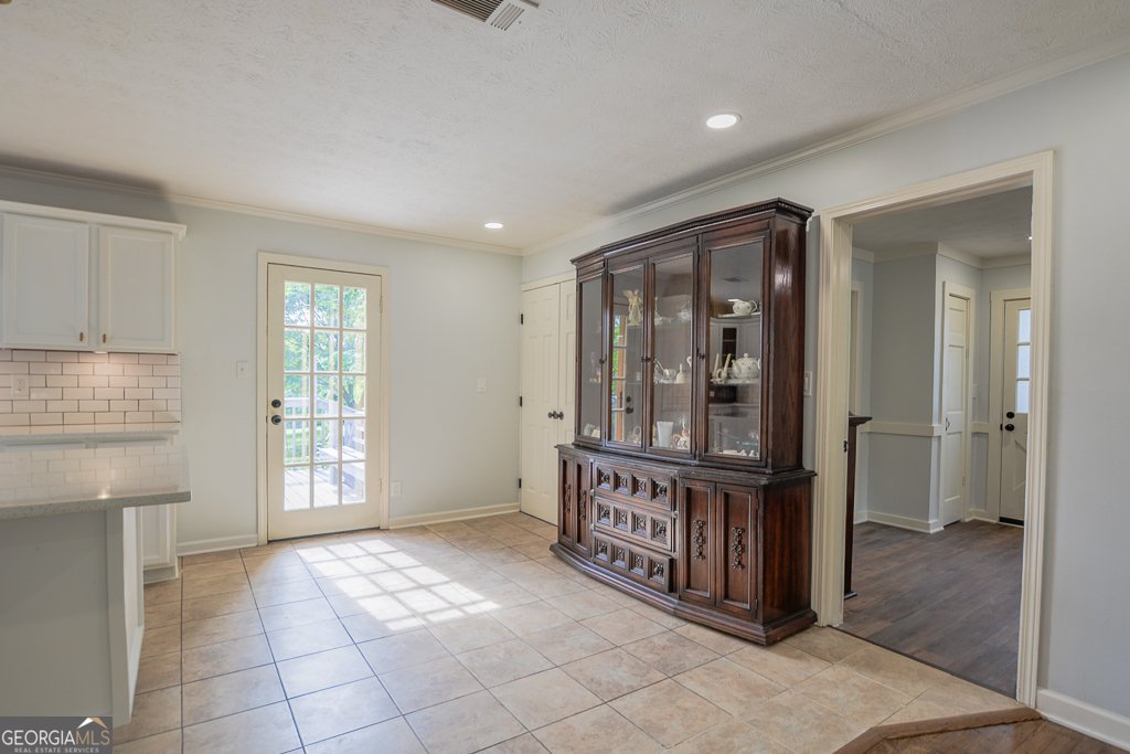 7144 Carolyn Circle Lithia Springs - 8