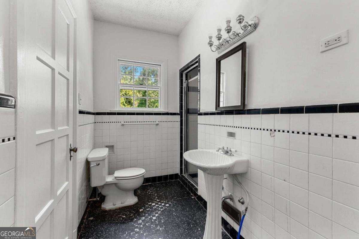 404 Thurston Avenue Thomaston - 30