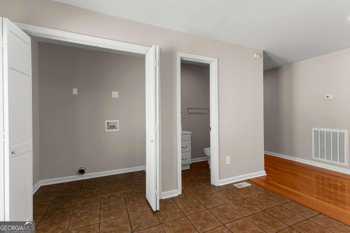 404 Thurston Avenue Thomaston - 64