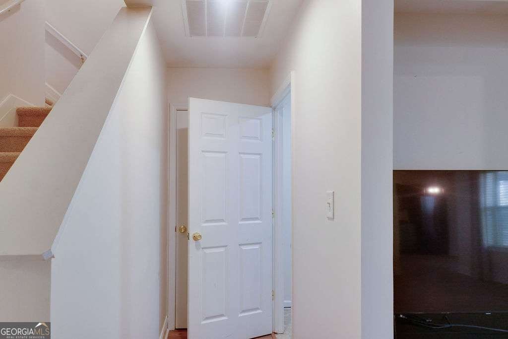 2423 Walnut Tree Lane Buford - 37