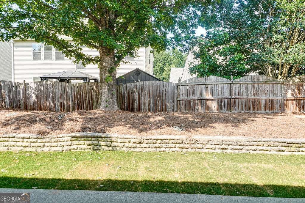 2423 Walnut Tree Lane Buford - 8