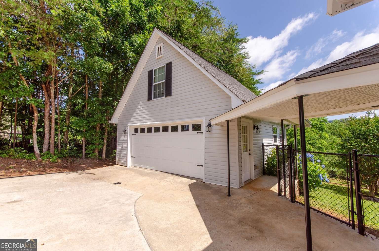 258 Stonebrook Trail Cleveland - 43