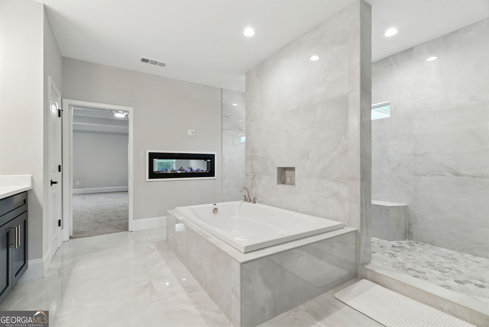 4421 Meadowwood Drive Loganville - Photo 13