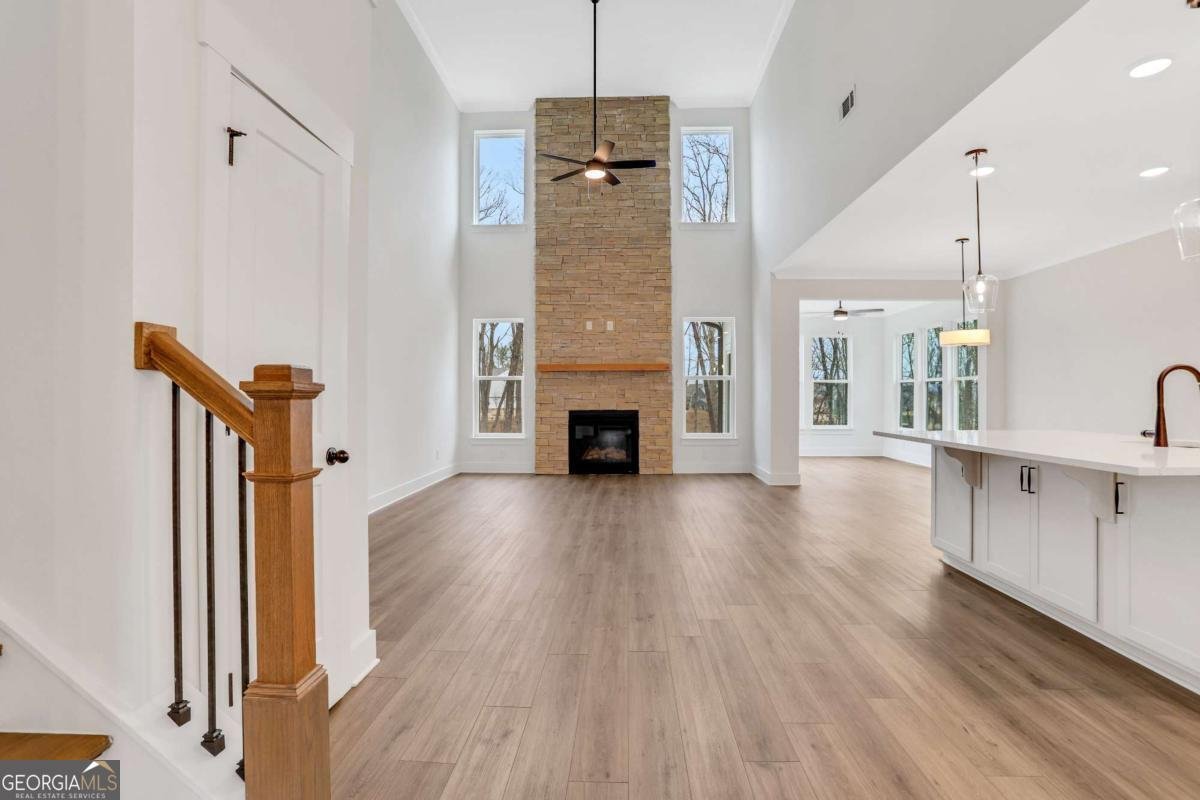 6712 Cambridge Drive Flowery Branch - 6